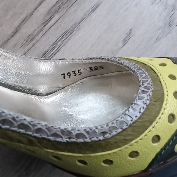 Dolce & Gabbana pumps size 38.5,US8 - Picture 12 of 16